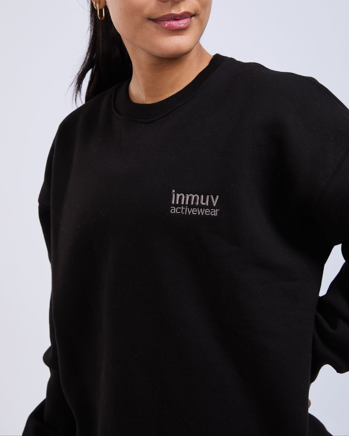 POLERA MUV NEGRA - OVERSIZE